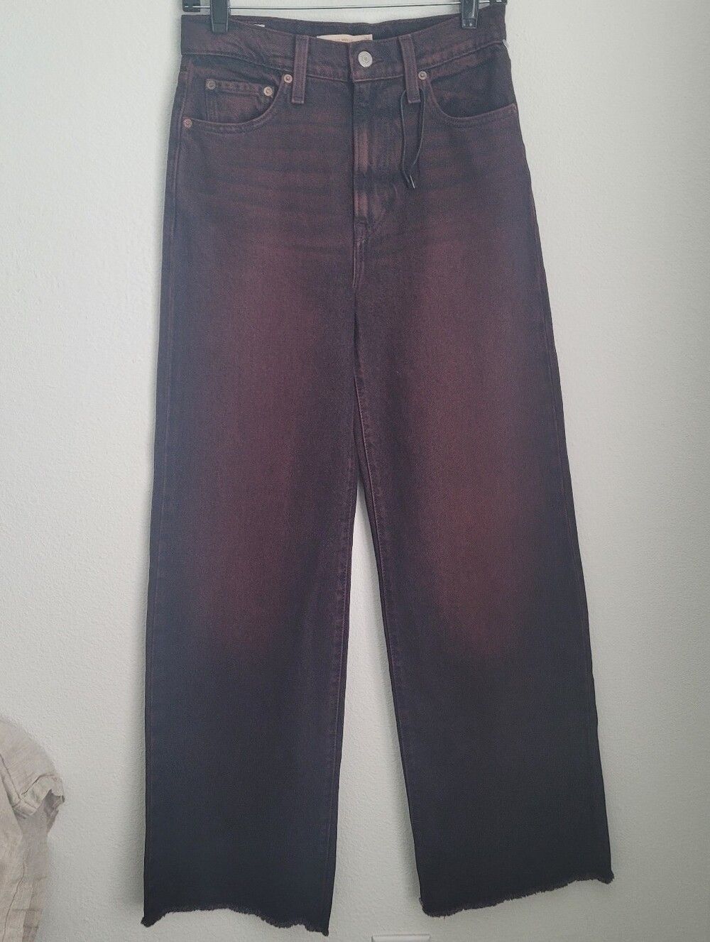 Levi’s Ribcage Wide Leg High Rise Raw Hem Jeans W26 L32 Burgundy Acid Wash Boho